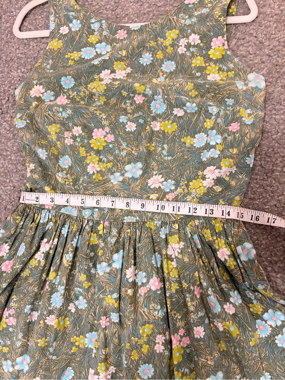 ✨ Authentic Vintage Nelly Don “Don-about” Floral Dress ✨ - Picture 8 of 9